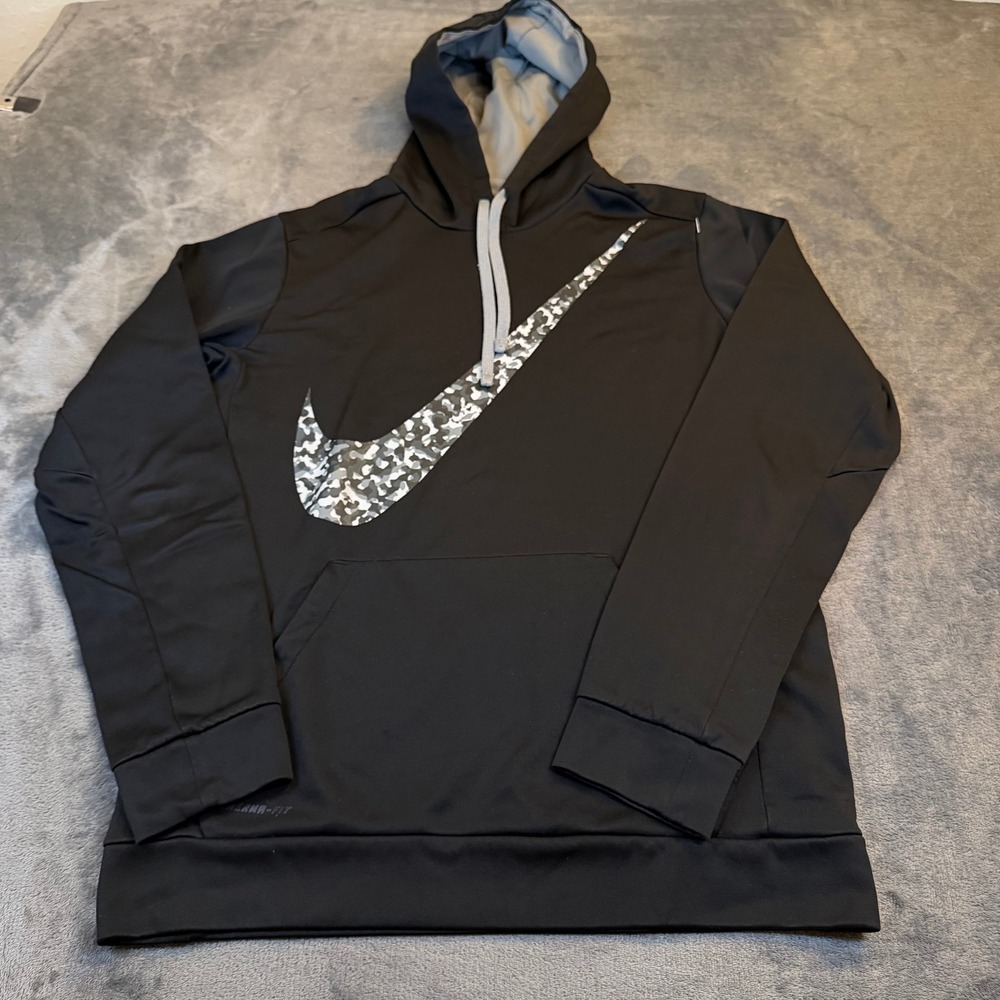 Nike Therma‎ Fit Hoodie Mens Medium Black Camo Swoosh Logo Pullover